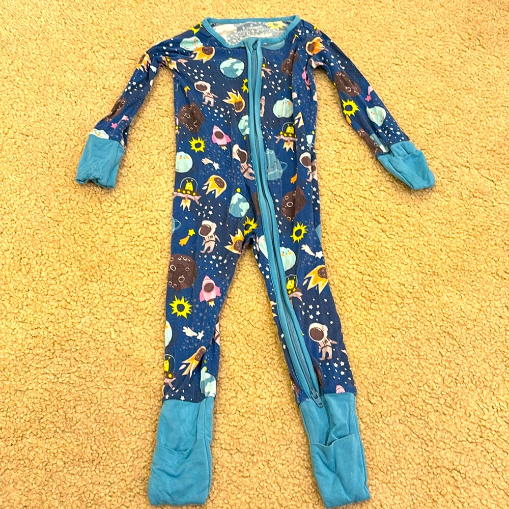 Little sleepies space zippie